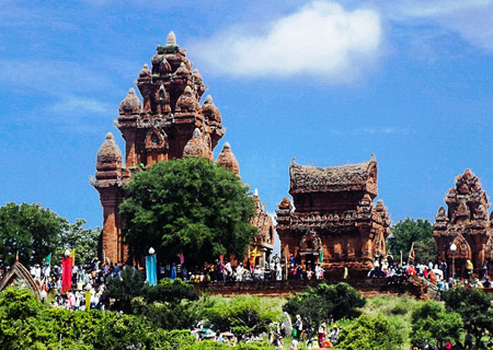 Cham people in Ninh Thuan province celebrate Kate festival 2014